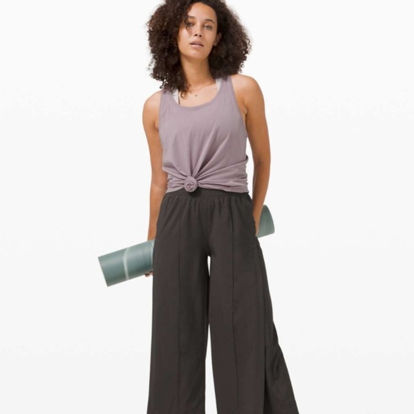 Lululemon Love Tank *Pleated
Violet Verbena - Picture 2 of 7